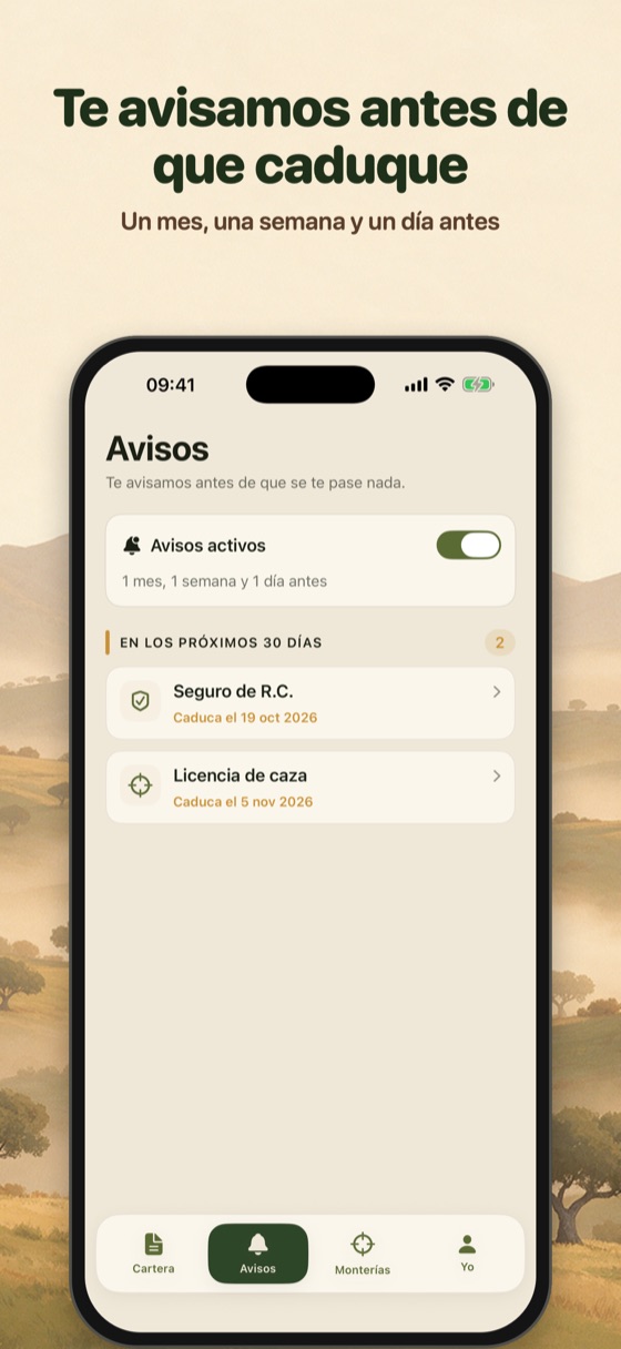 Pantalla de avisos de CAZZAP con el seguro de responsabilidad civil y la licencia de caza que caducan en los próximos 30 días
